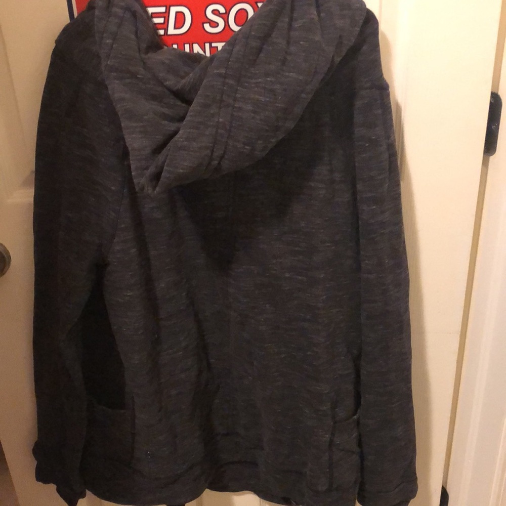 Lululemon jacket - Picture 3 of 7